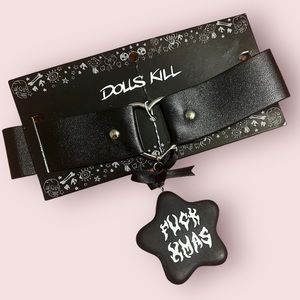 (NWT) Dolls Kill Anti-Christmas Choker